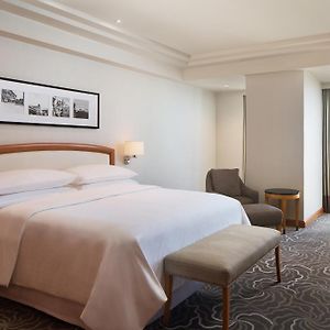 Deluxe Guest room 1 King